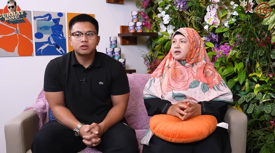 Bigmo dan ibunya Putri [YouTube]